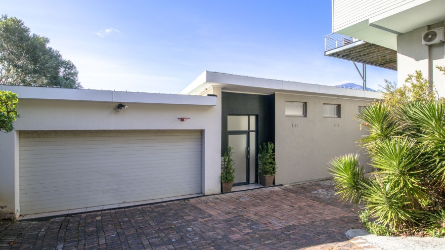 9 Bedroom Property for Sale in Mount Rhodes Western Cape